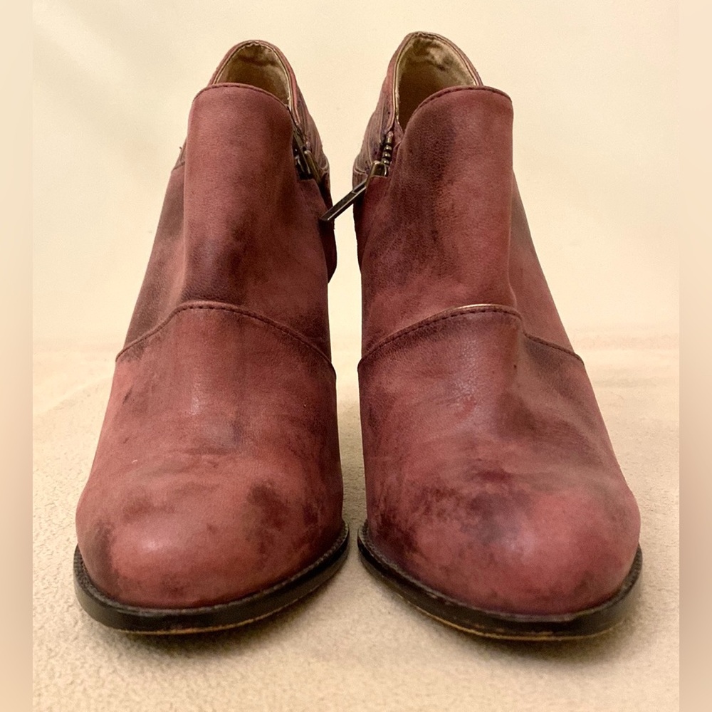 Frye Valerie Piping Purple SZ 8 Dark Cottagecore Goth Leather Ankle Bootie Heels - Picture 8 of 16